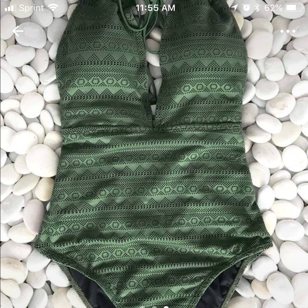 Cupshe one piece.